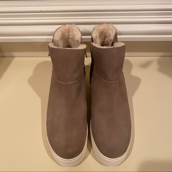 Steve Madden Woman’s Wanda Sneaker - Picture 2 of 6